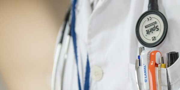 6_développements_de_l_intelligence_artificielle_qui_révolutionnent_les_soins_de_santé