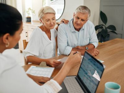 Comment trouver une mutuelle senior abordable sans renoncer à l'essentiel ?