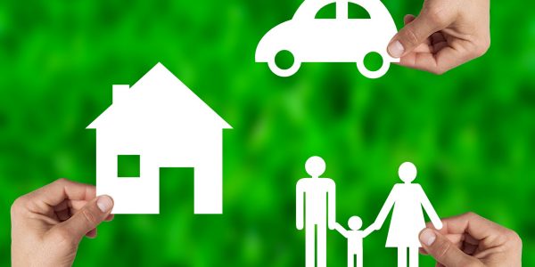 Pourquoi_vous_devriez_obtenir_un_devis_d_assurance_auto_avant_d_acheter_une_nouvelle_voiture