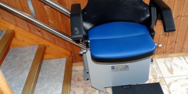 Trouver_le_meilleur_rapport_qualité_prix_pour_un_monte_escalier_:_une_méthode_toujours_efficace_en_2022